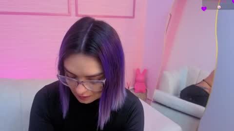 Isabella online show from June 16, 2026, 12:52 pm