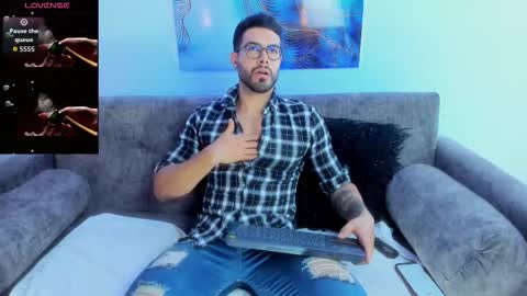 Zarek online show from October 10, 2025, 7:35 pm