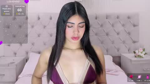 Zarina Waynne online show from June 18, 2026, 2:43 pm