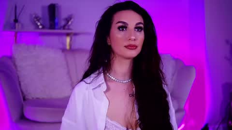 Mira online show from April 22, 2026, 3:20 am