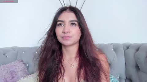  Zayda  online show from February 6, 2025, 7:18 pm