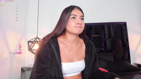  Zayda  online show from February 10, 2025, 2:59 pm