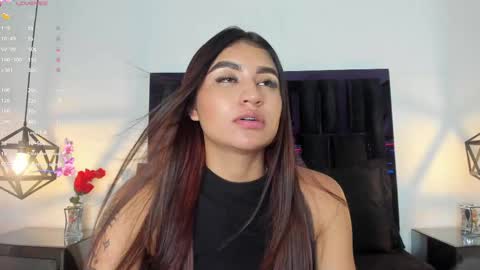  Zayda  online show from February 19, 2025, 7:05 pm