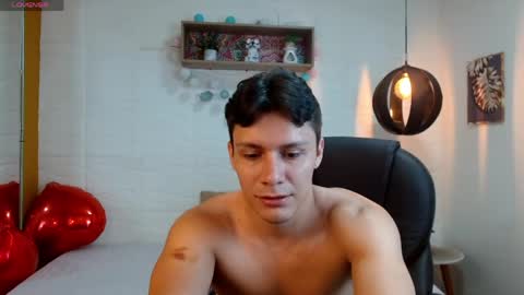 Snapshot of zayn_clausen chatting on April 14, 2026, 6:25 pm zayn_clausen online show from April 14, 2026, 6:25 pm