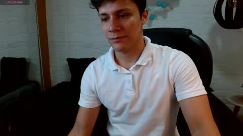 Snapshot of zayn_clausen chatting on May 20, 2026, 9:10 pm zayn_clausen online show from May 20, 2026, 9:10 pm