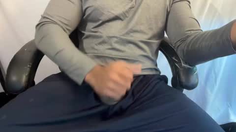 Z A Y online show from November 19, 2025, 5:24 pm