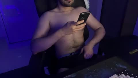 Ze online show from April 4, 2026, 5:43 pm