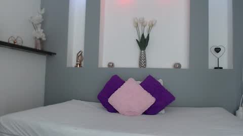 Karolyne online show from February 27, 2025, 2:21 pm