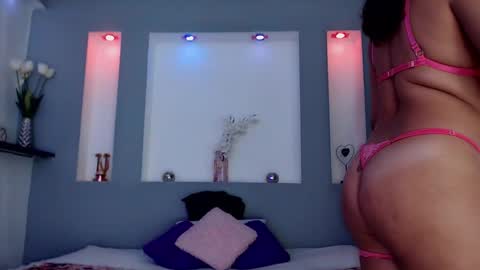 Karolyne online show from September 17, 2025, 11:34 am