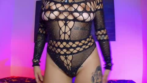 Snapshot of zean_lee chatting on June 3, 2026, 8:14 pm Karolyne online show from June 3, 2026, 8:14 pm