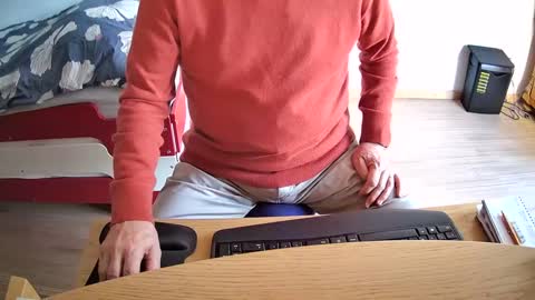 zebulon2023 online show from December 25, 2024, 2:13 pm