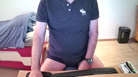 zebulon2023 online show from February 6, 2025, 7:35 am