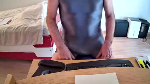 zebulon2023 online show from February 22, 2026, 9:08 am