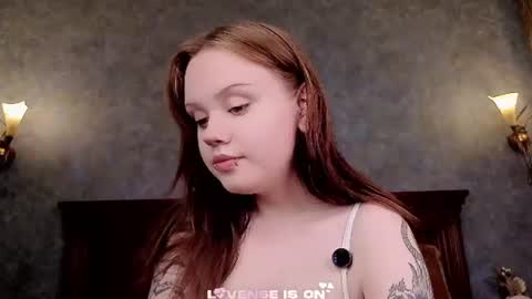Emilia online show from June 25, 2026, 2:11 am