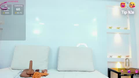 Zenda Evans online show from January 28, 2025, 4:08 am