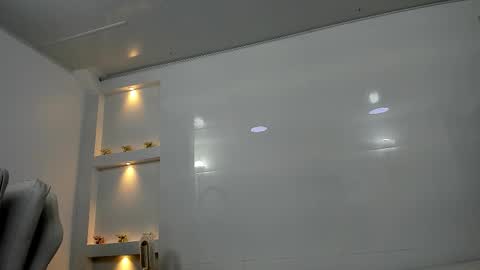 Zenda Evans online show from February 2, 2026, 3:38 am