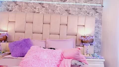 Zendaya online show from February 18, 2025, 10:47 pm