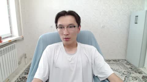 Snapshot of zengom chatting on June 3, 2026, 3:53 am Zen online show from June 3, 2026, 3:53 am