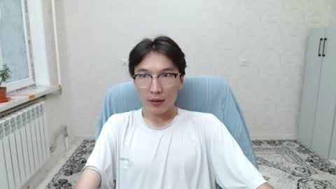 Snapshot of zengom chatting on June 13, 2026, 11:46 pm Zen online show from June 13, 2026, 11:46 pm