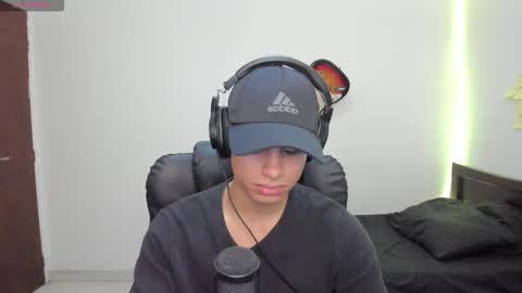 zenzhu online show from November 9, 2025, 11:19 am