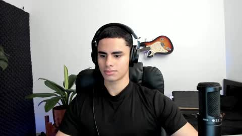 zenzhu online show from April 21, 2026, 1:06 pm