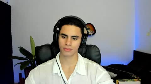 zenzhu online show from April 24, 2026, 6:05 am