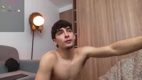 Snapshot of zenn_rush chatting on January 29, 2025, 3:37 pm Zenn online show from January 29, 2025, 3:37 pm