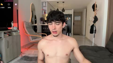 Snapshot of zenn_rush chatting on September 26, 2025, 1:26 pm Zenn online show from September 26, 2025, 1:26 pm