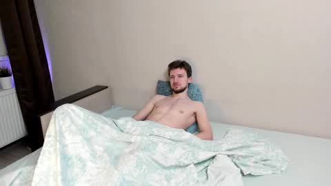 Andrew online show from November 7, 2025, 9:48 pm