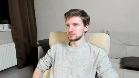 Andrew online show from December 4, 2025, 2:43 am