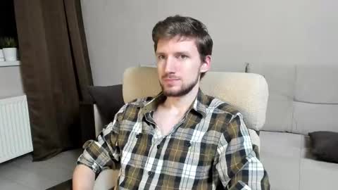 Andrew online show from December 19, 2025, 11:45 pm