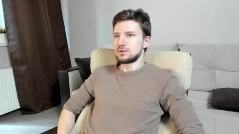 Andrew online show from April 19, 2026, 8:35 am