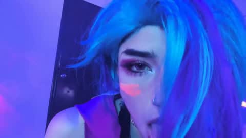    online show from March 9, 2025, 3:16 pm