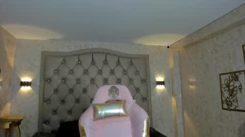 ZEPHYRA ANGELS online show from January 20, 2025, 4:34 pm