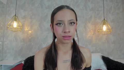 ZEPHYRA ANGELS online show from September 18, 2025, 4:47 am