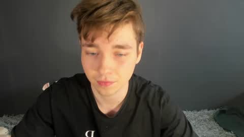 Ethan online show from April 5, 2026, 3:26 am