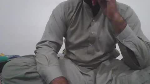 zes6363 online show from October 29, 2025, 4:42 pm