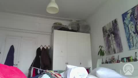 zeta214 online show from February 10, 2026, 11:47 am