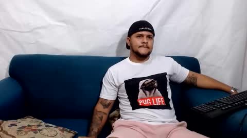 zeus_030 online show from March 16, 2026, 12:38 am