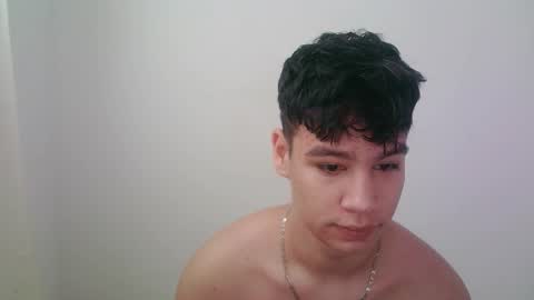 zeus_183 online show from December 2, 2025, 12:54 pm