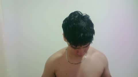 zeus_183 online show from April 10, 2026, 8:52 am