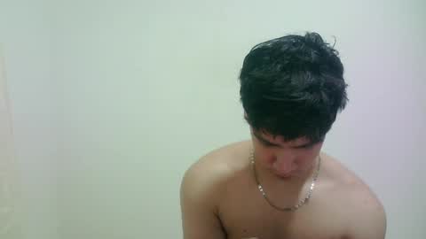 zeus_183 online show from April 11, 2026, 8:07 am