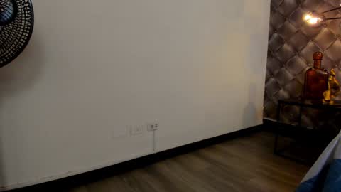 zeus online show from December 22, 2024, 9:09 pm