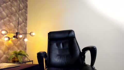 zeus online show from December 29, 2024, 10:14 pm