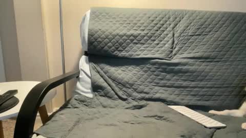 zgibnam online show from February 6, 2026, 11:46 am