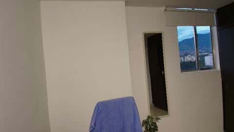 Zhara online show from November 25, 2025, 10:59 am