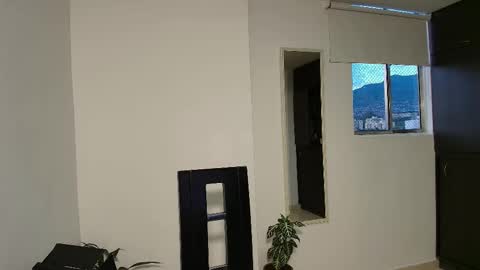 Zhara online show from December 1, 2025, 11:04 am