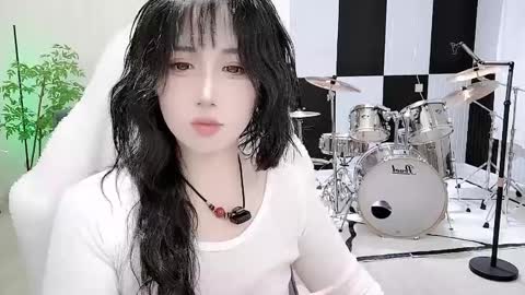 zhen online show from September 26, 2025, 5:06 pm