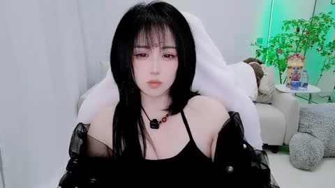 zhen online show from February 15, 2026, 10:58 am