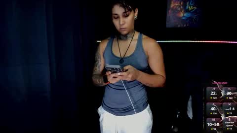 zhoestrong online show from October 30, 2025, 12:12 am